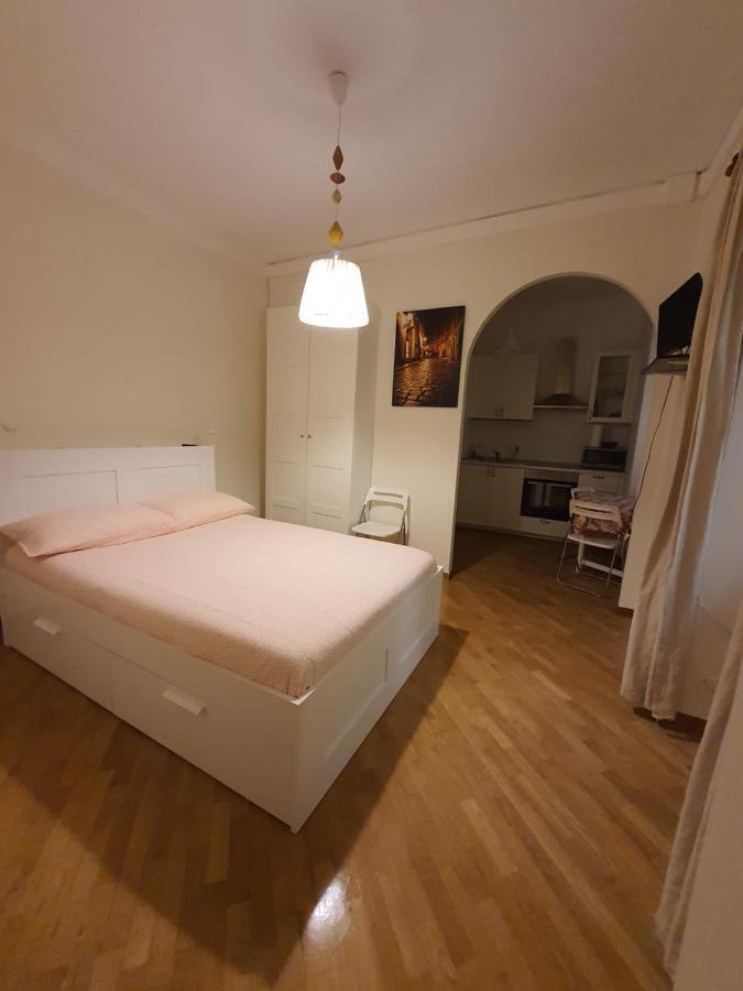 Casa Vacanza Colosseo Whole Holiday Home Apartment Da Pamino & Priscilla Rome Buitenkant foto